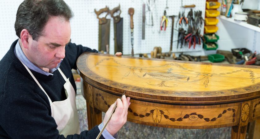 Ludovic Potts testing veneer stability